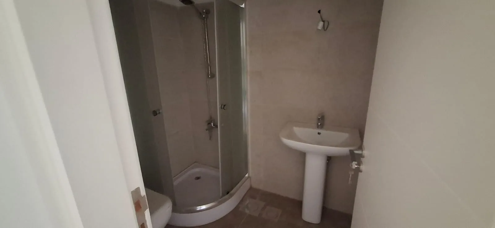 Spacious Apartment For Sale in Qannabet Broumana — photo 6