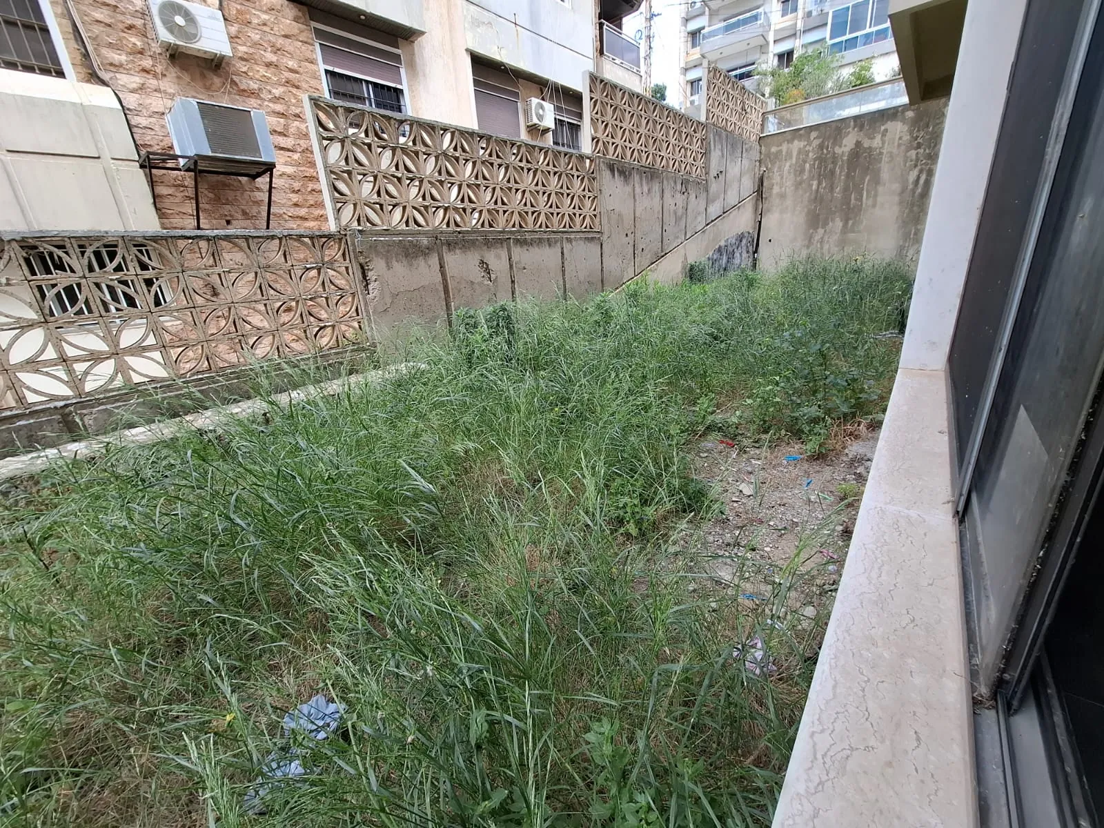 Spacious 3-Bedroom Apartment With Garden For Sale in Shayle — الصورة 6