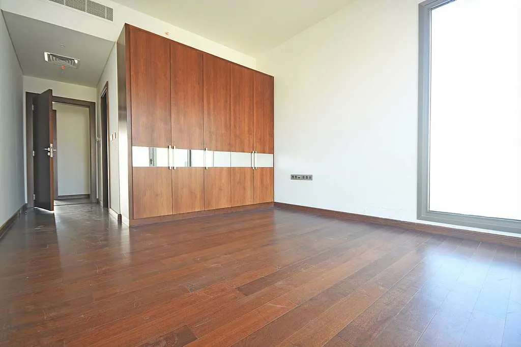 Luxurious & High-End Apartment with Sea view For Sale in Rawche, Ras Beirut — الصورة 7