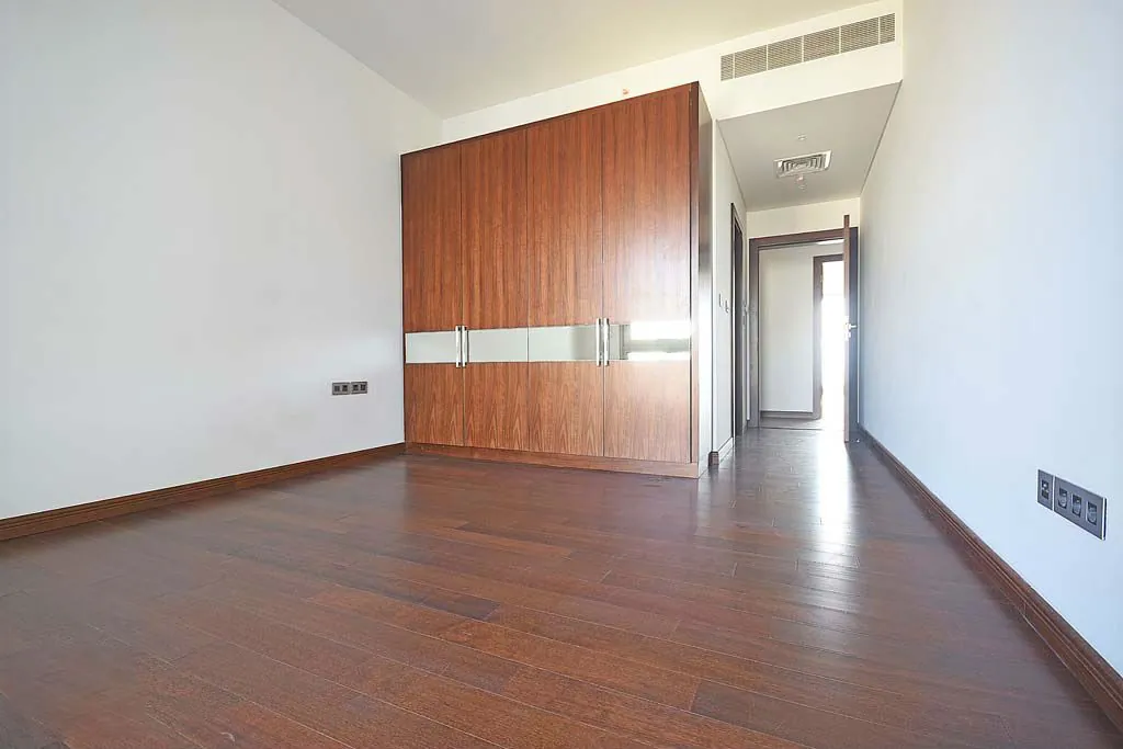 Luxurious & High-End Apartment with Sea view For Sale in Rawche, Ras Beirut — الصورة 8
