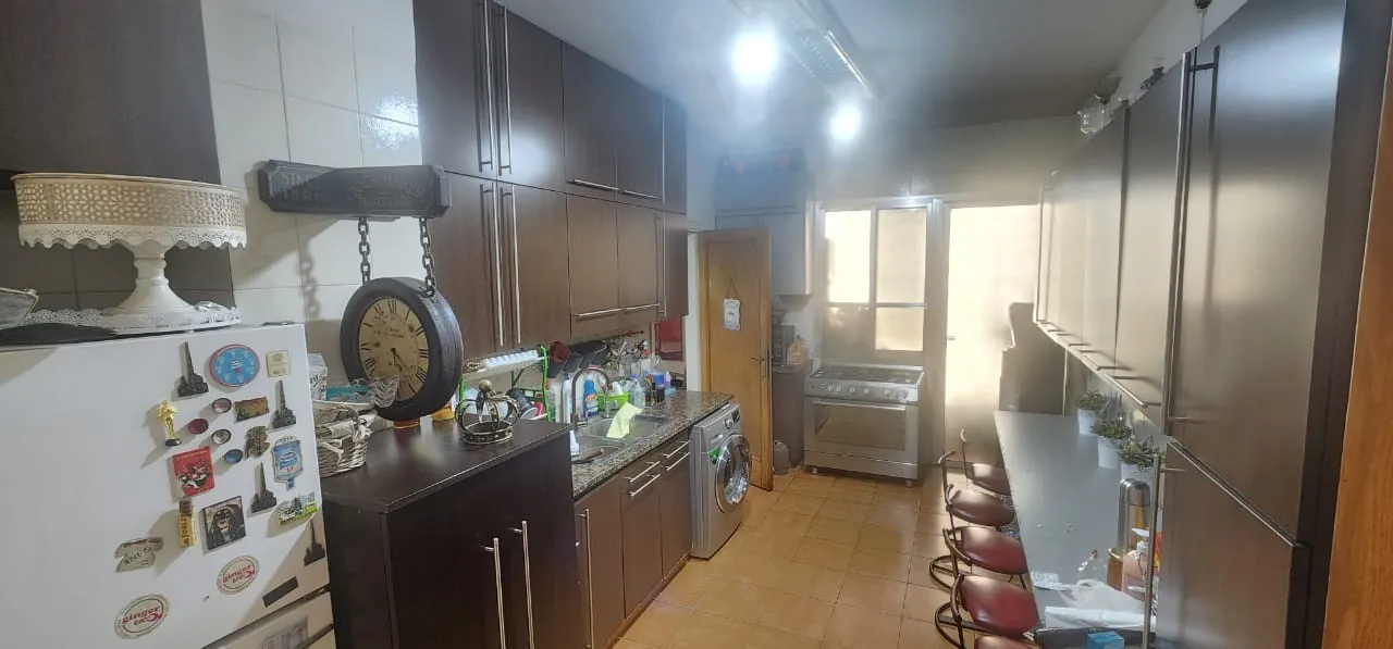 Spacious Apartment For Sale in Mar Takla Square — photo 3