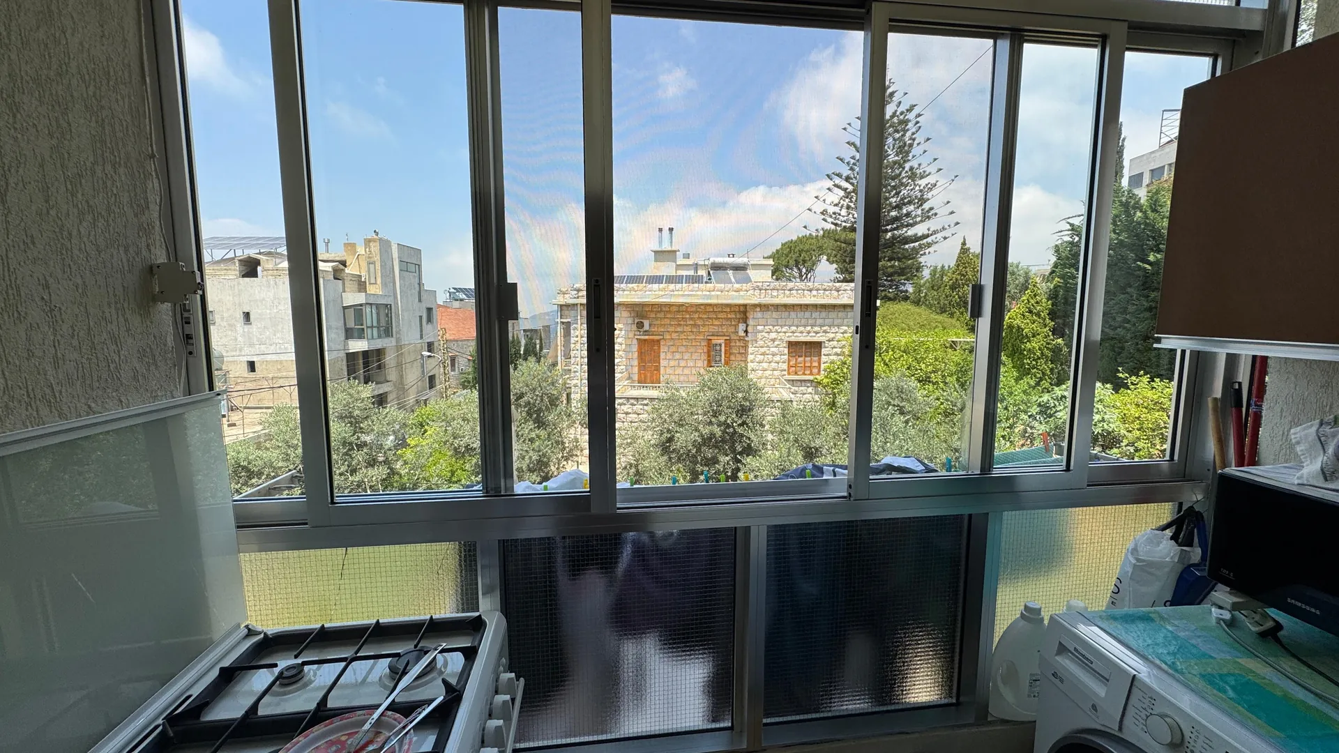 Fully Furnished Apartment For Rent in Mazraat Yachouh — الصورة 4