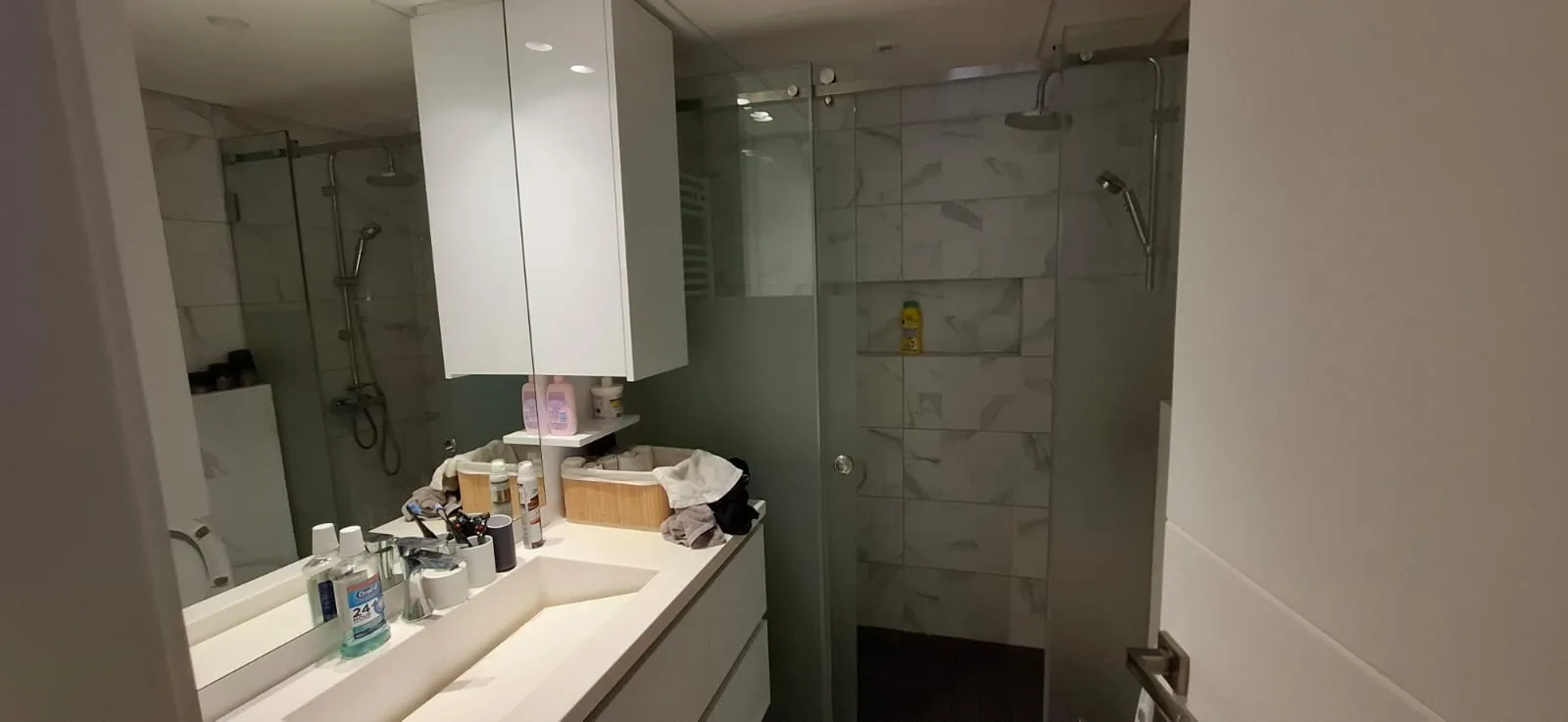 Fully Furnished Decorated High-End Apartment For Sale in Bsalim — الصورة 10