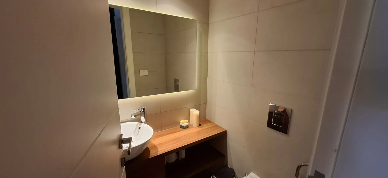 Fully Furnished Decorated High-End Apartment For Sale in Bsalim — الصورة 6