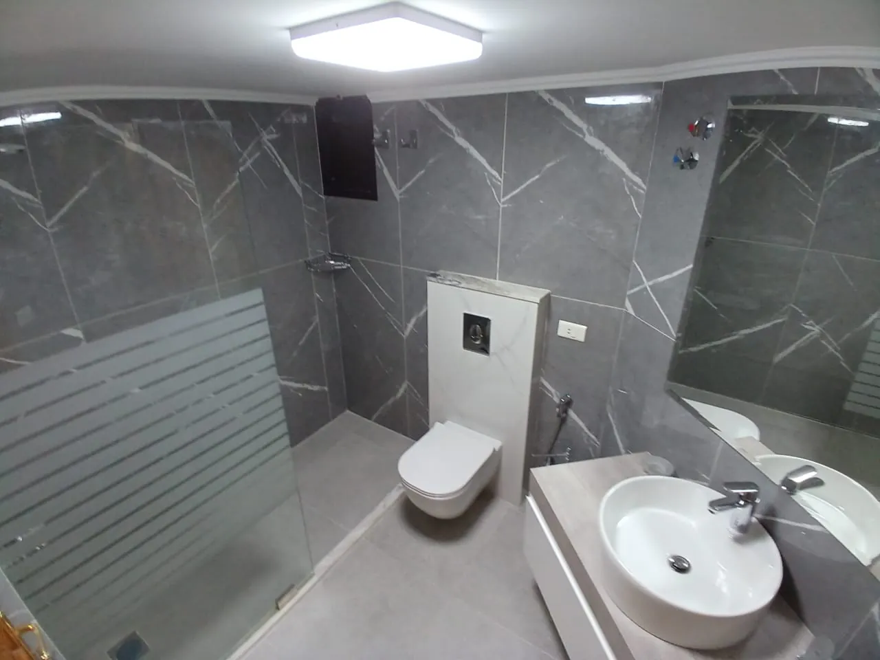 Spacious Apartment With Sea View For Rent in Biyada — الصورة 9