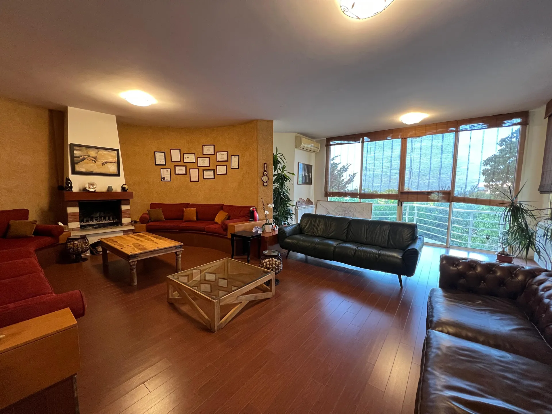 Charming Villa For Sale In The Heart Of Aamchit — الصورة 2