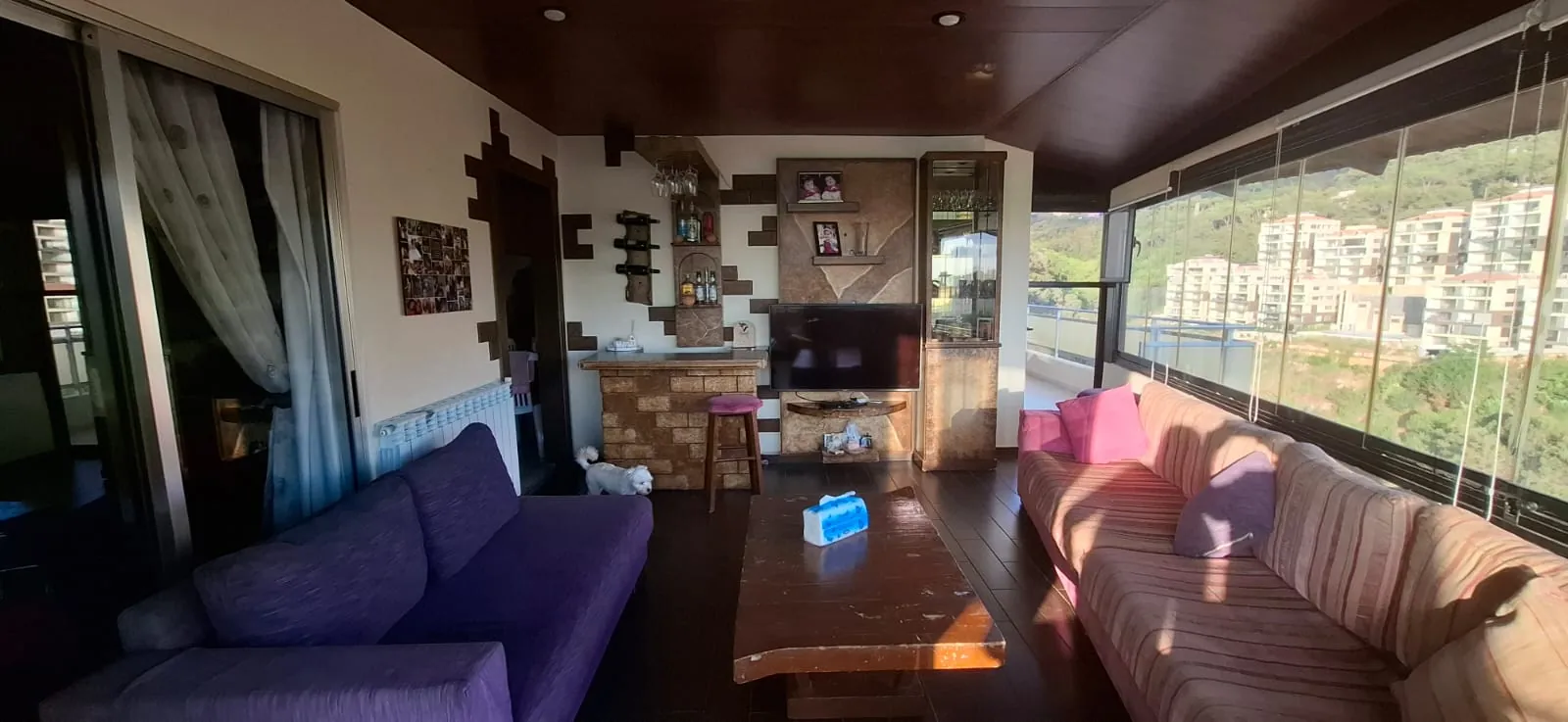 Hot Deal ! Apartment With Terrace For Sale in Qannabet Broumana — الصورة 2