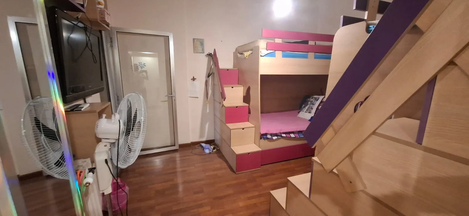 Hot Deal ! Apartment With Terrace For Sale in Qannabet Broumana — الصورة 7