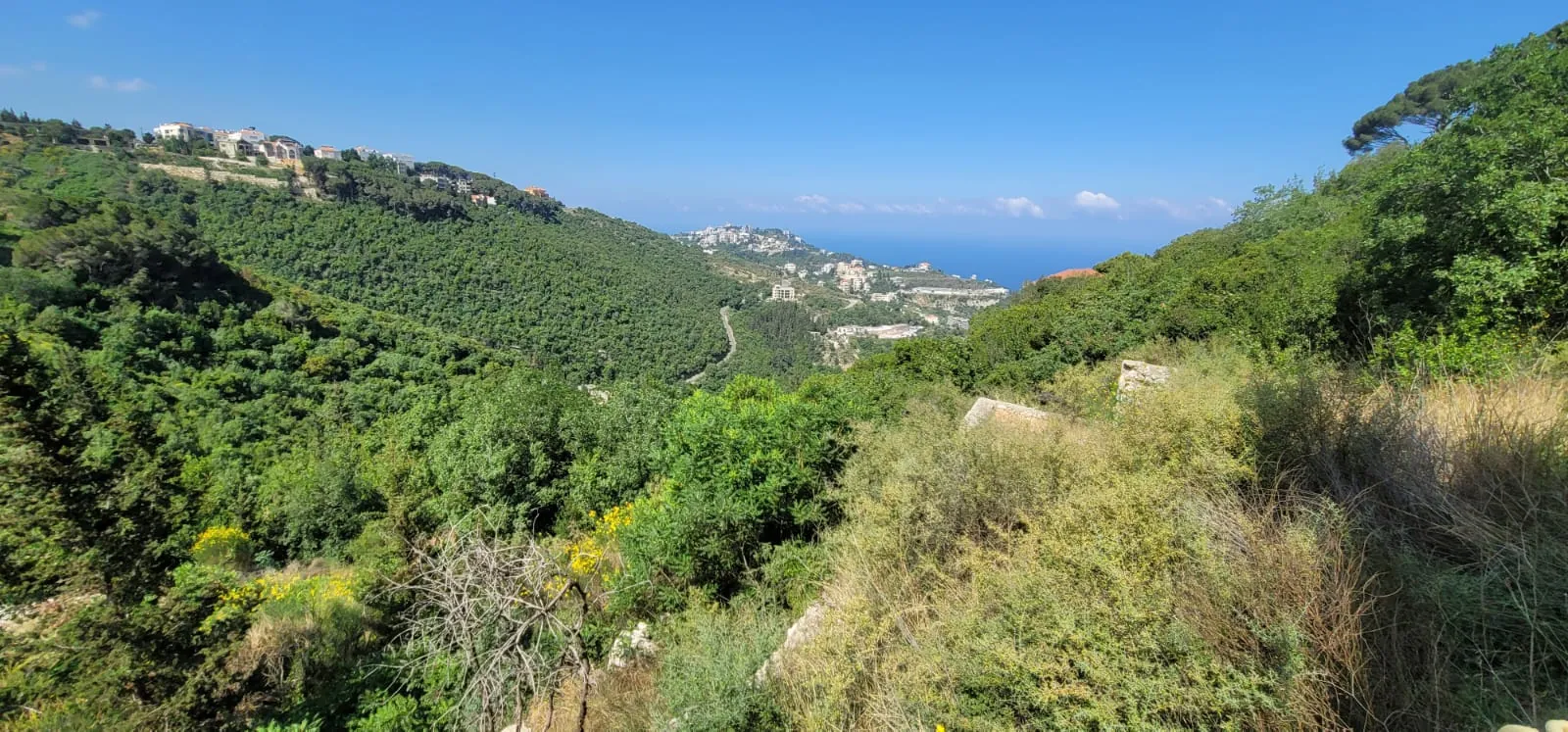 Building With Garden & Open View For Sale in Ghedras — الصورة 3