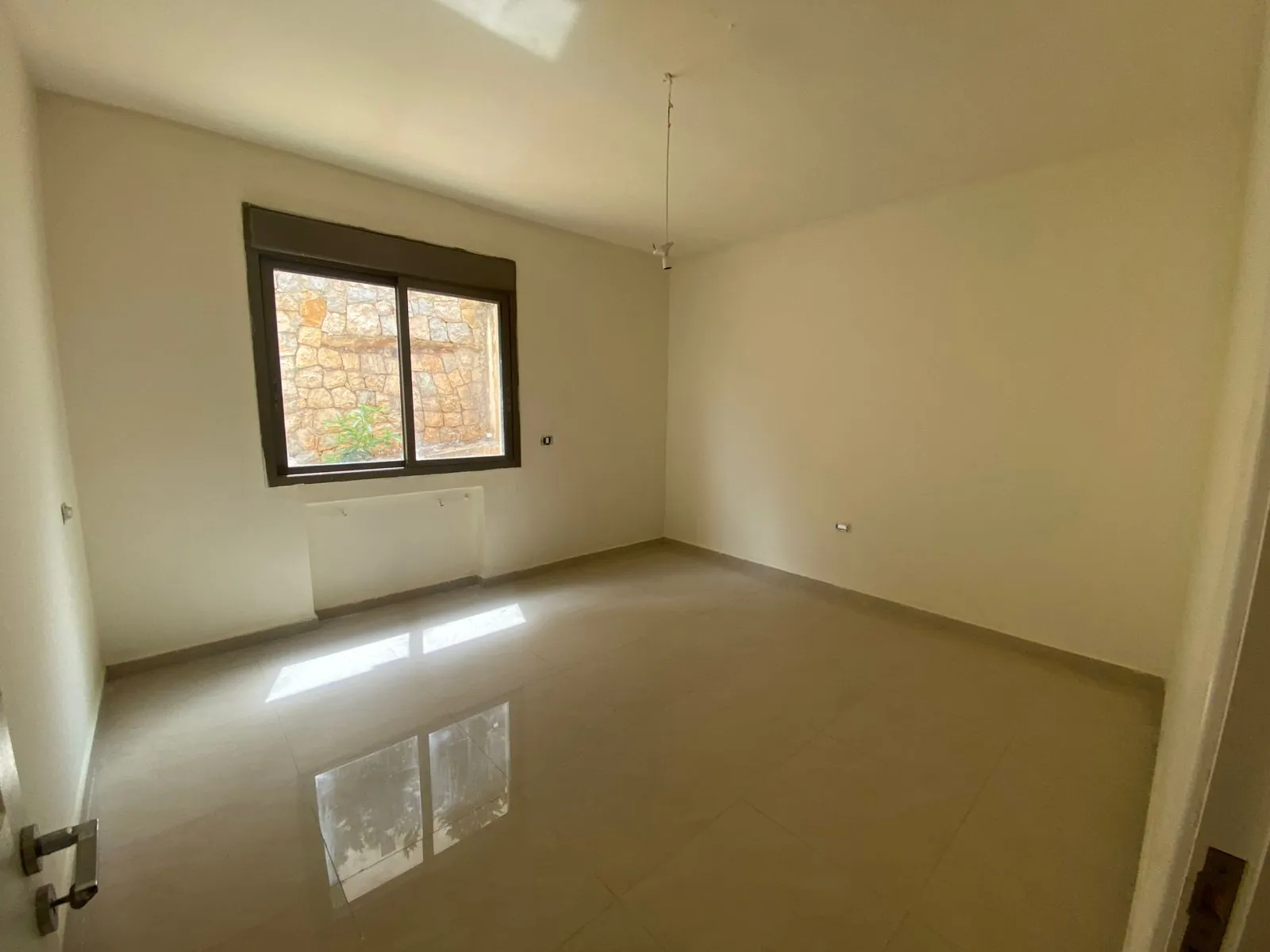 3-Bedroom Apartment With Garden For Sale in Elissar — الصورة 8