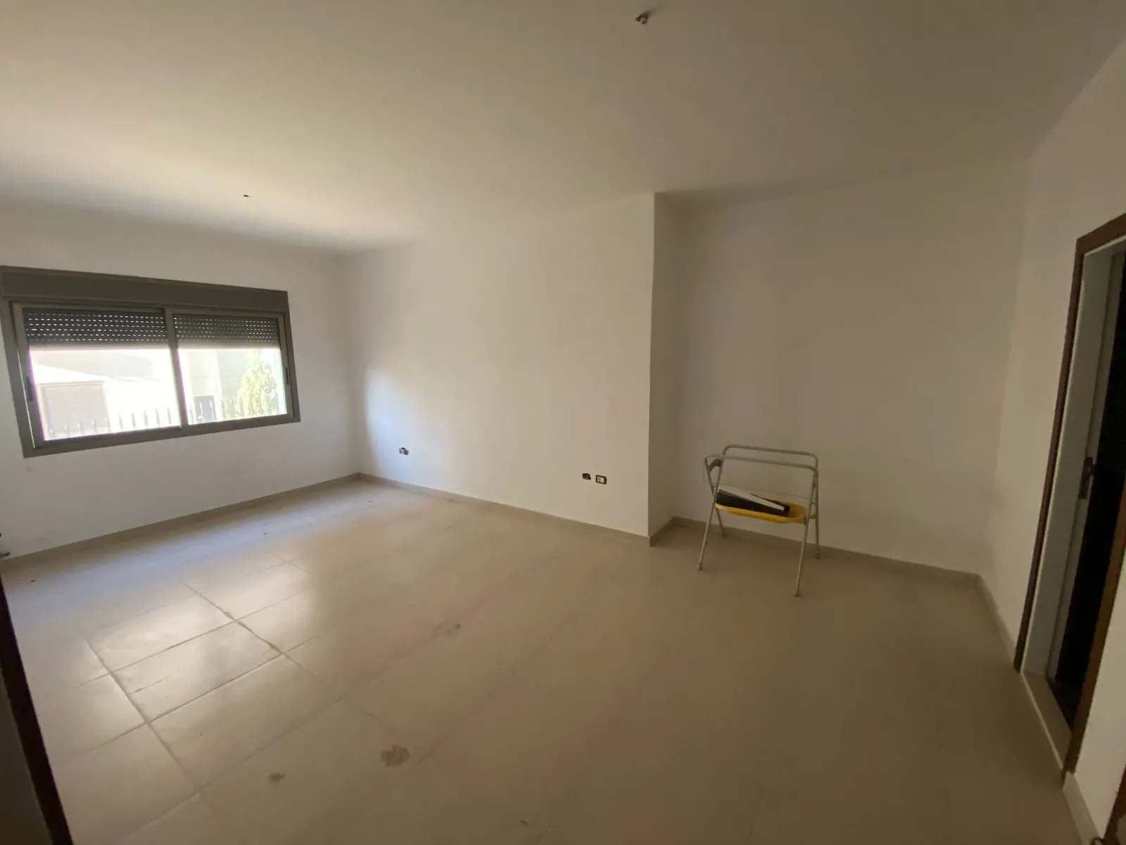 Spacious Apartment With Large Terrace For Sale In Dik El Mehdi — الصورة 6