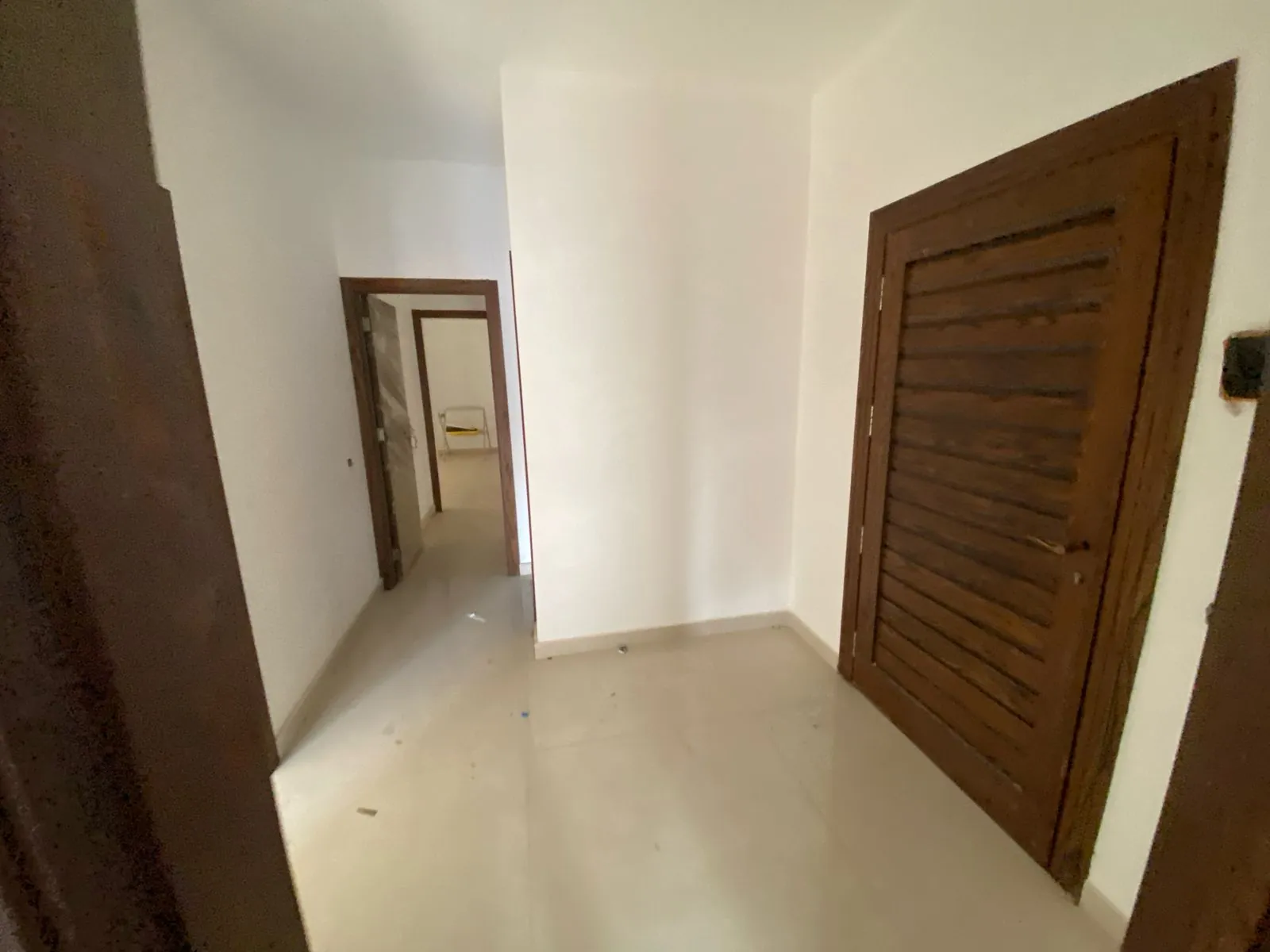 Spacious Apartment With Large Terrace For Sale In Dik El Mehdi — الصورة 7