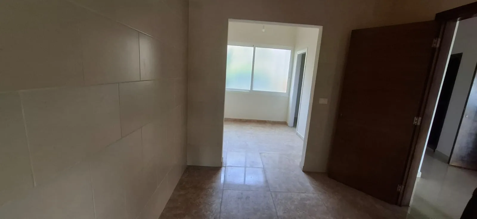 Deluxe 3-Bedroom Apartment For Sale in Bsalim — الصورة 9