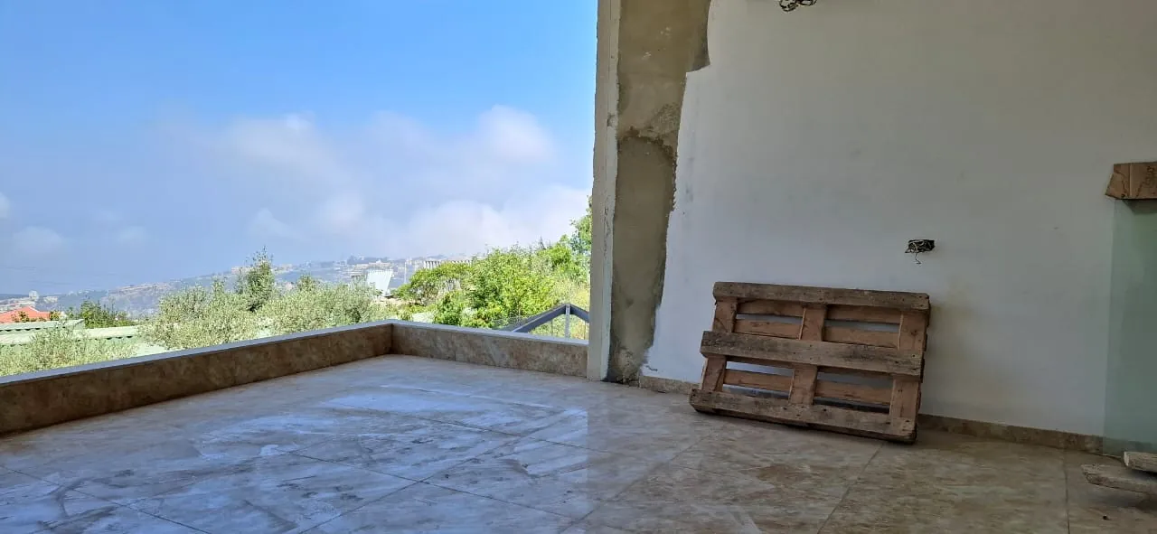 Duplex With Terrace For Sale in Ajaltoun With Payment Facilities — الصورة 4