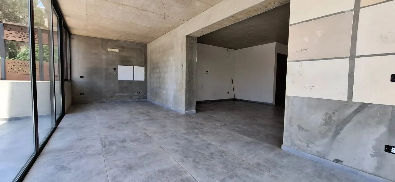 Lovely Brand New Apartment with Garden and Terrace For Sale In Ajaltoun — الصورة 4