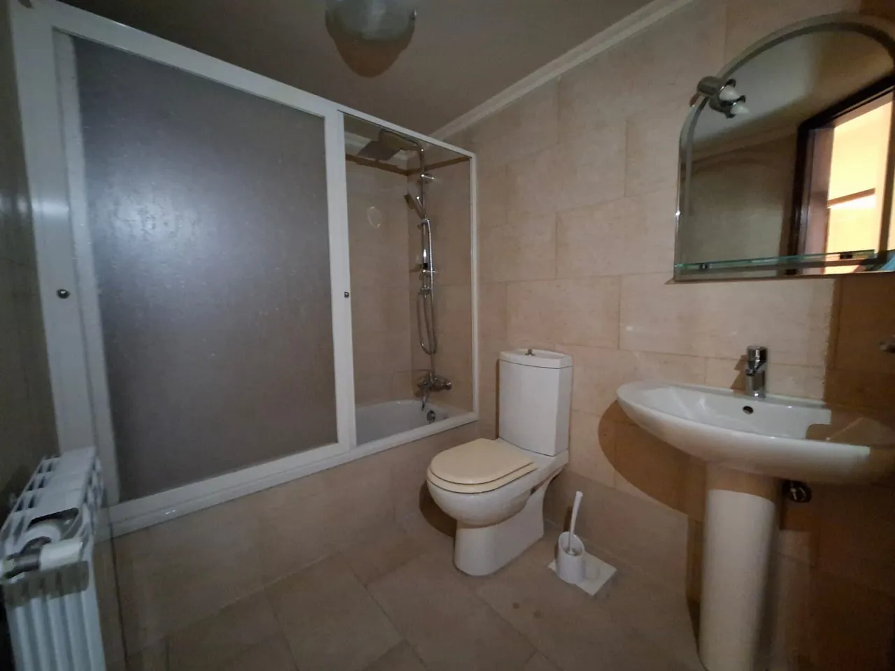 Spacious Duplex with Mountain & Sea view For Sale in Jeita — الصورة 10