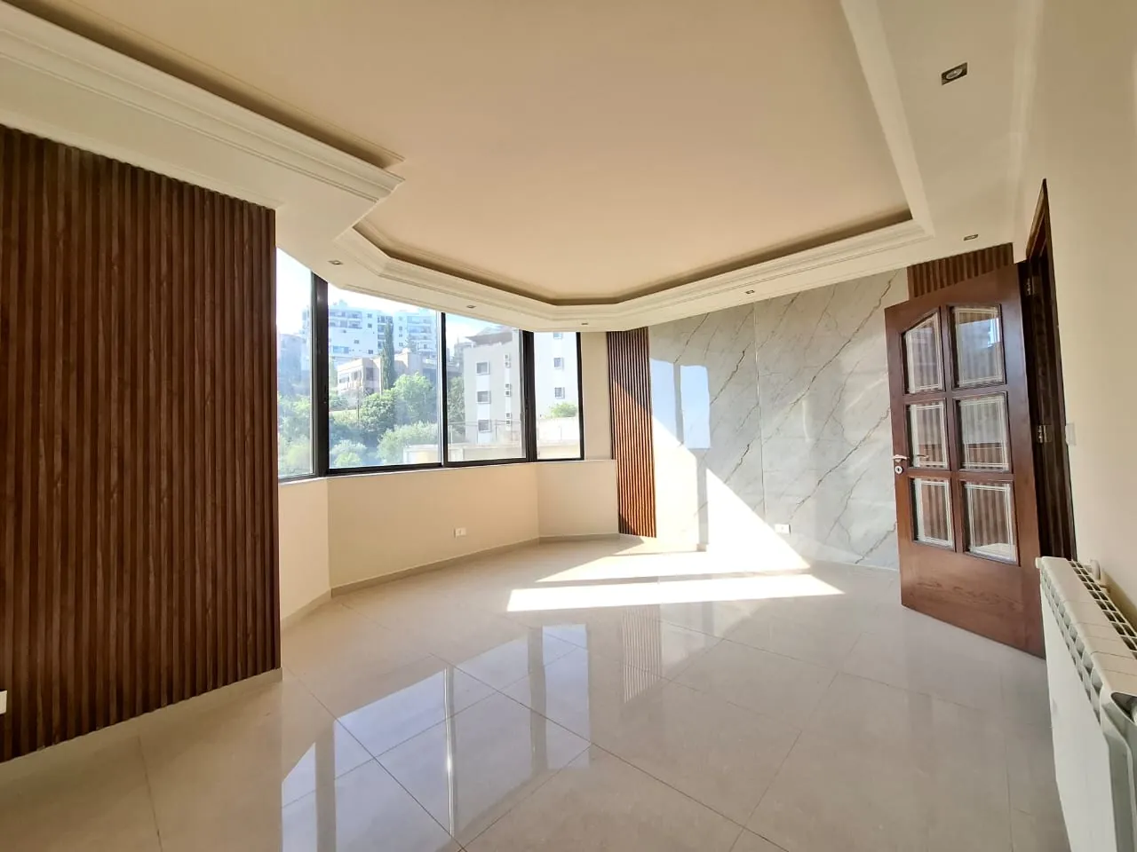 Spacious Duplex with Mountain & Sea view For Sale in Jeita — الصورة 4