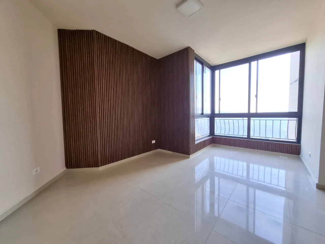 Spacious Duplex with Mountain & Sea view For Sale in Jeita — الصورة 7