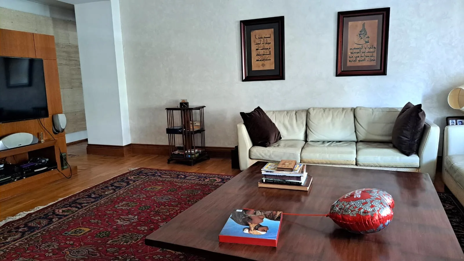 Spacious & Furnished Apartment For Rent in Koraytem, Ras Beirut — الصورة 4