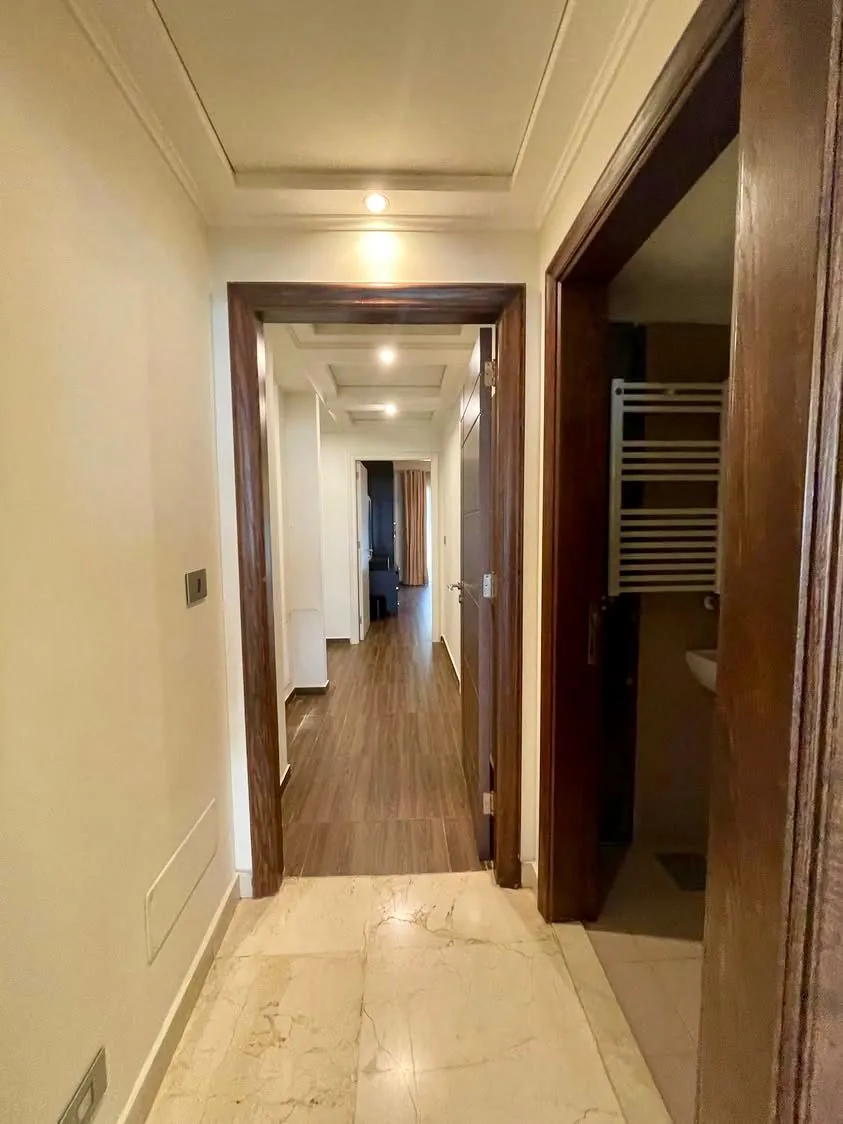 Spacious Apartment For Sale in Biyada — الصورة 9