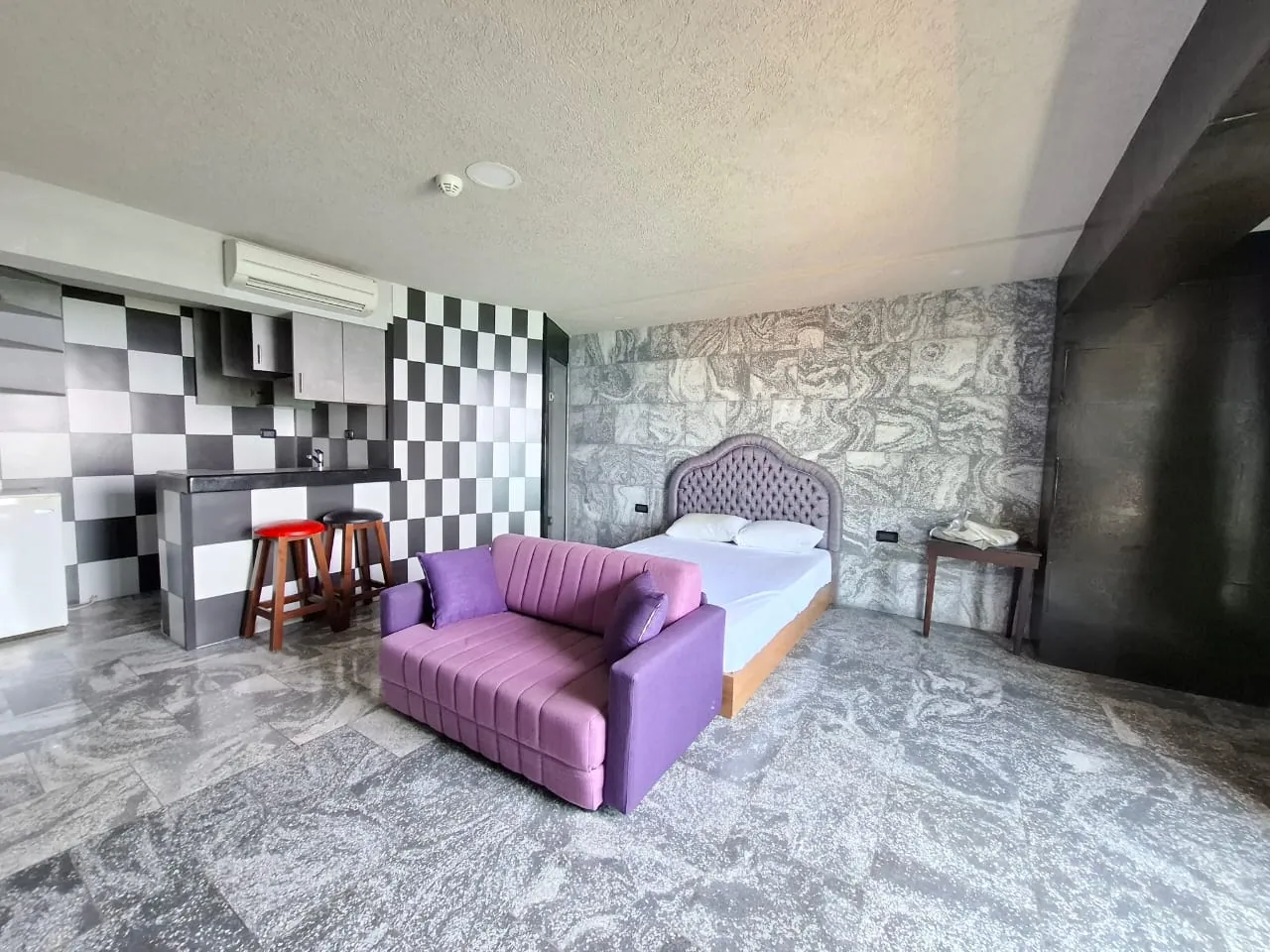 Exclusive! Beach Hotel For Sale in Halat — الصورة 6