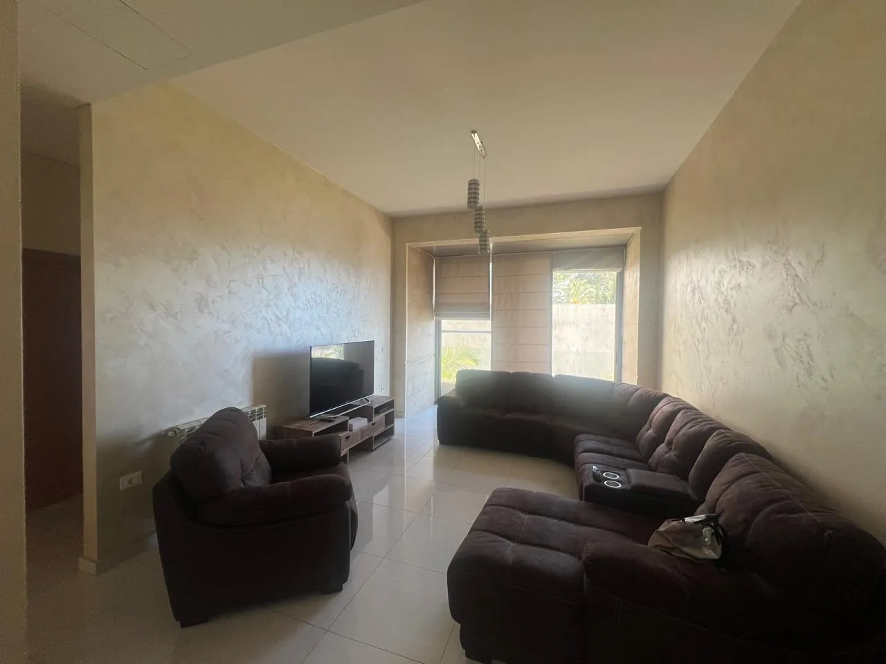 Furnished Apartment For Rent in A High-End Building in Horsh Tabet — الصورة 2