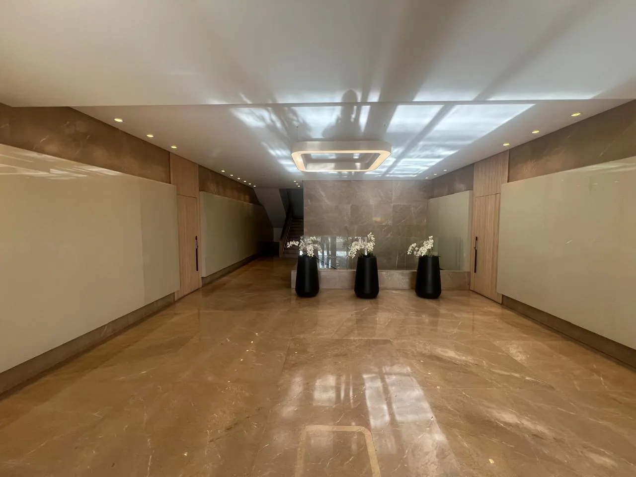 Furnished Apartment For Rent in A High-End Building in Horsh Tabet — الصورة 7
