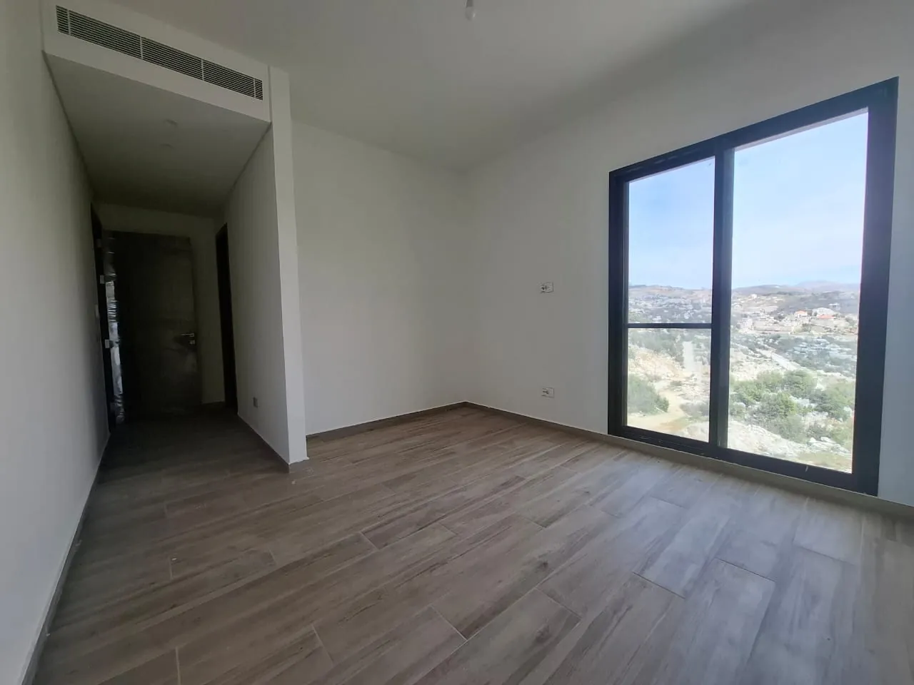 Luxurious Duplex With Terrace For Rent In Achkout Village — الصورة 10