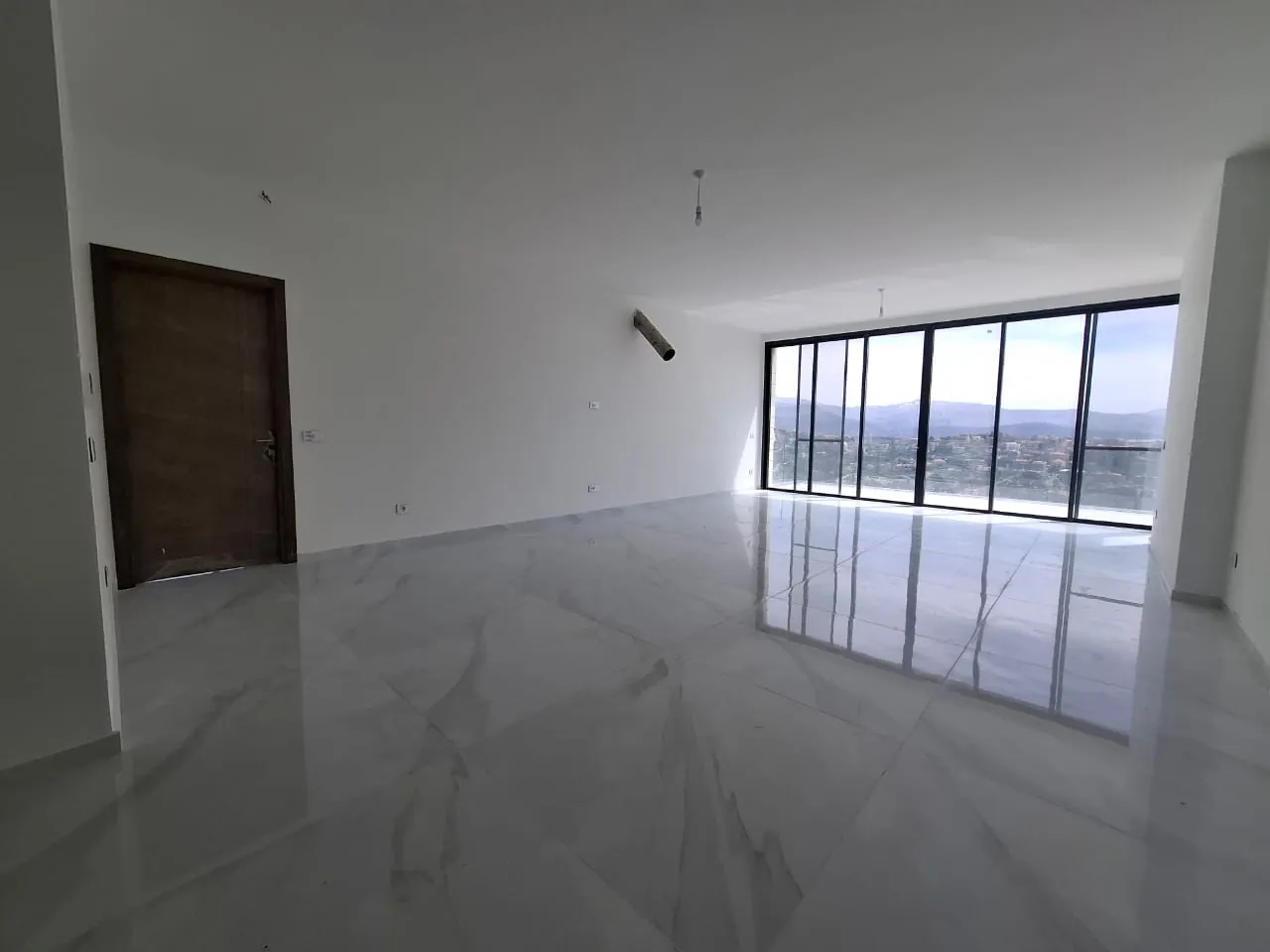 Luxurious Duplex With Terrace For Rent In Achkout Village — الصورة 5