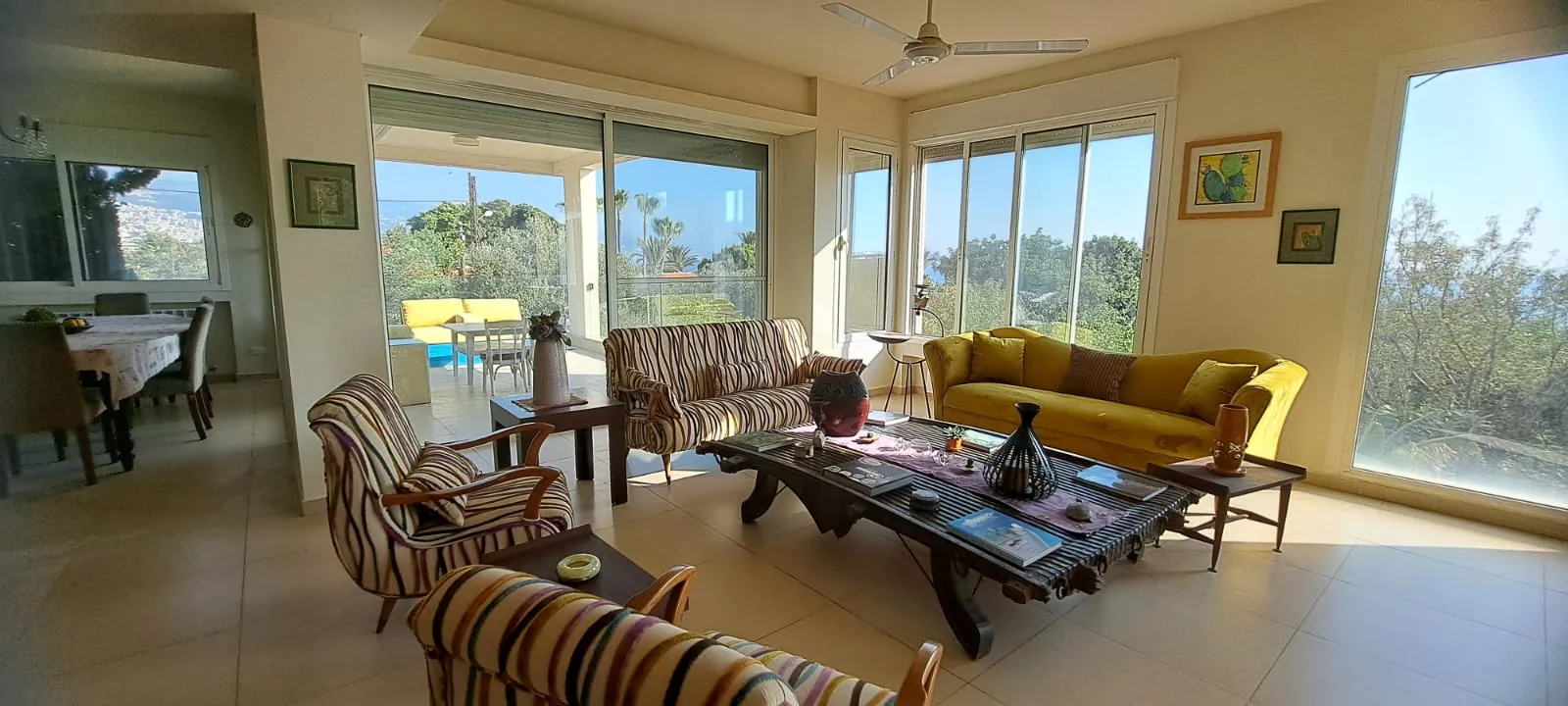 Villa With Pool and Garden For Sale in Aamchit