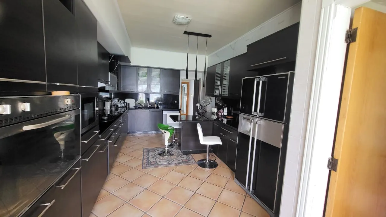 Luxurious Apartment For Rent in A Prime Location in Kfaryassine — الصورة 6