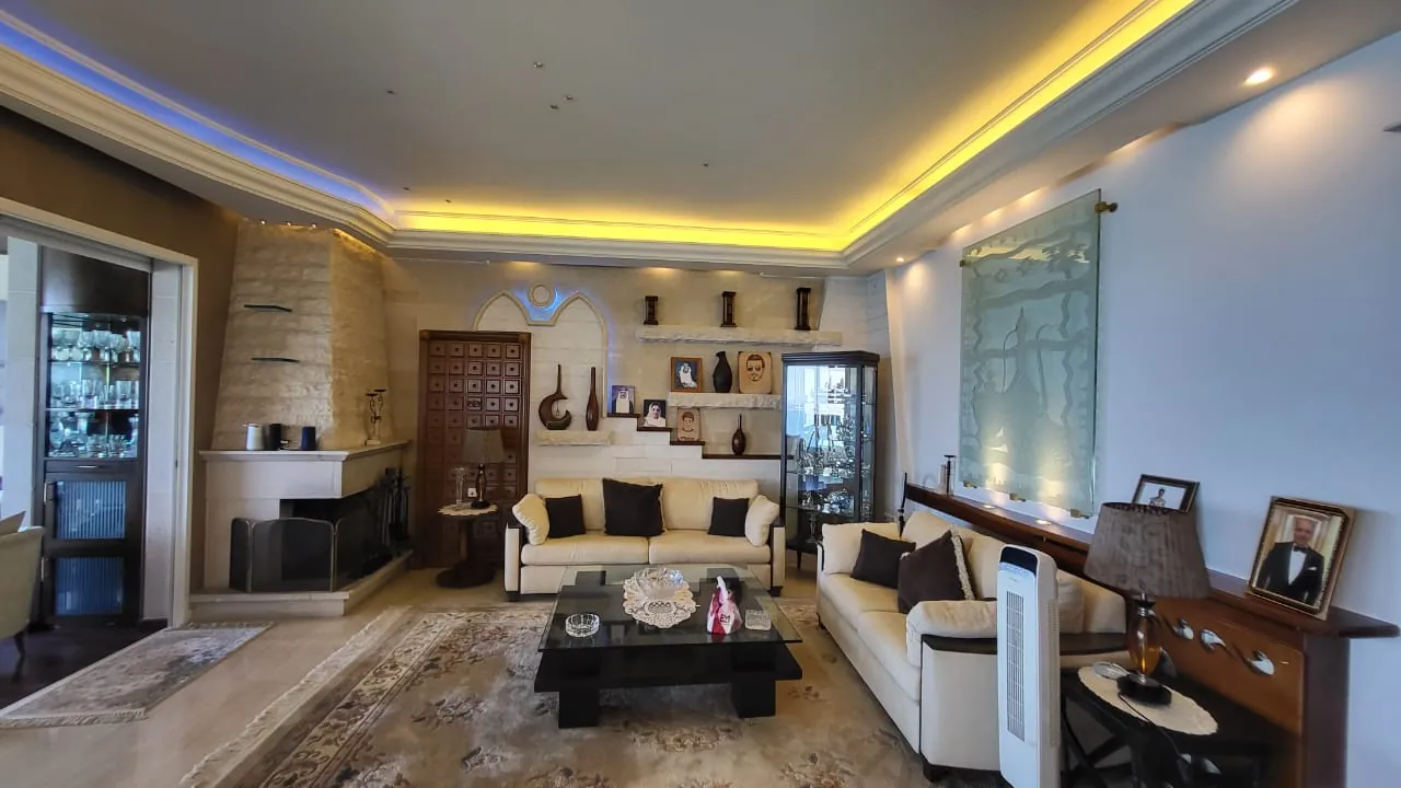 Luxurious Apartment For Rent in A Prime Location in Kfaryassine — الصورة 9