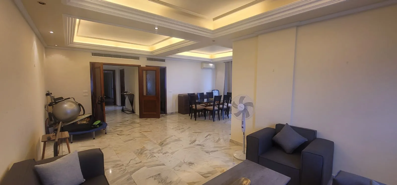 Fully Furnished Apartment For Rent in Kfarhbeib — الصورة 4