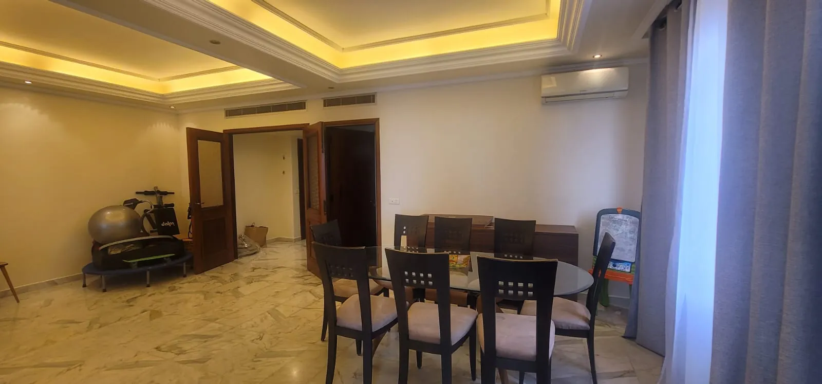 Fully Furnished Apartment For Rent in Kfarhbeib — الصورة 6