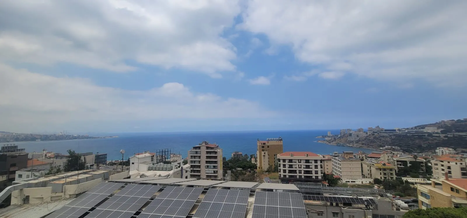 Fully Furnished Apartment For Rent in Kfarhbeib — الصورة 8
