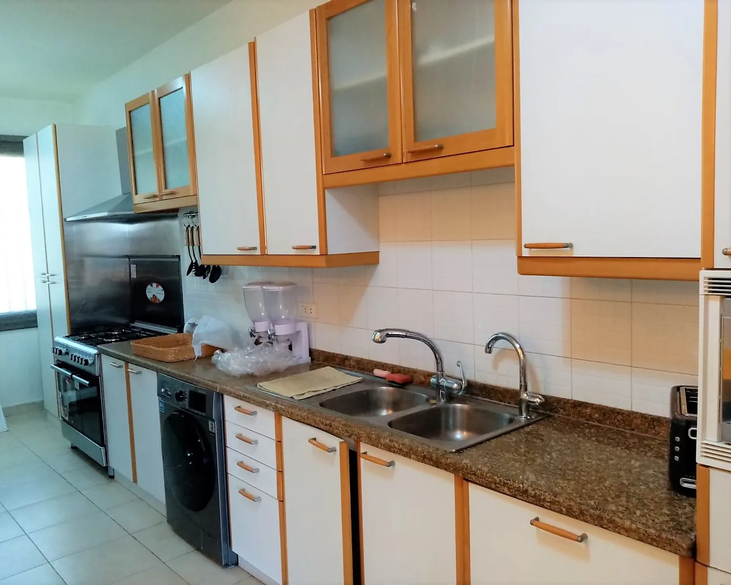 Spacious Apartment With Open City View For Sale in Achrafieh, Sioufi — الصورة 5