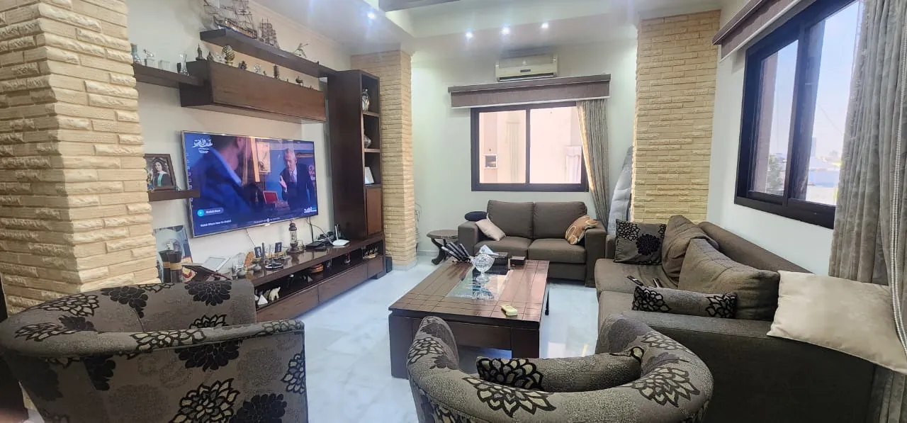 Spacious Apartment For Sale in Hadath, Saint Therese — الصورة 5