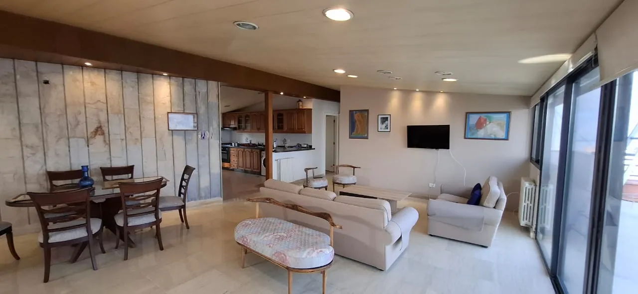 Furnished Roof Apartment For Rent in Mtayleb — الصورة 2
