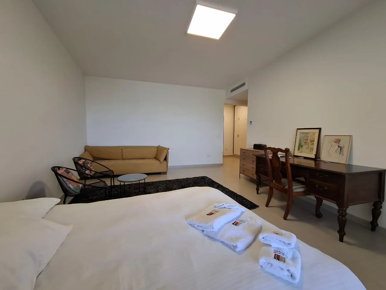 Triplex Apartment with Panoramic Sea View For Rent in Harissa — الصورة 9