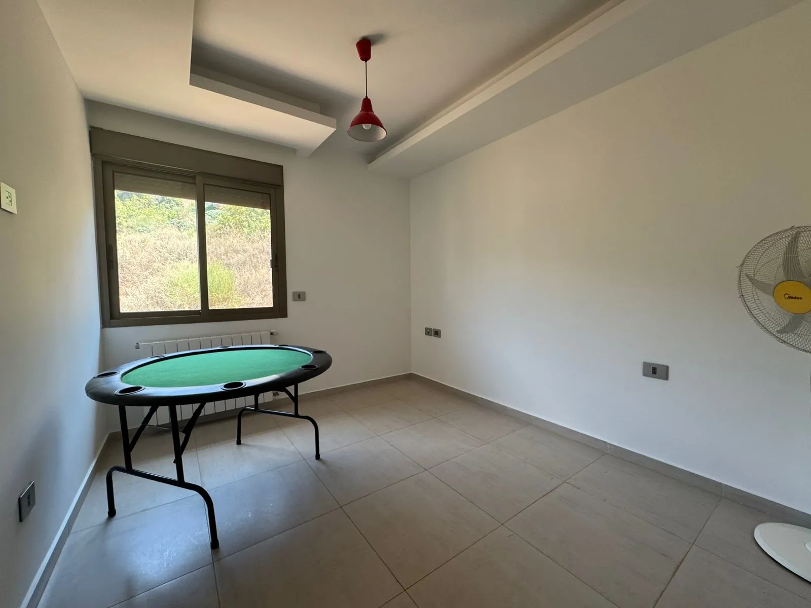 Fully Furnished Decorated High-End Duplex With Terrace For Rent in Mansourieh — الصورة 2