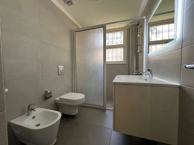 Unique 3-Bedroom Apartment with Terraces For Rent in Achrafieh, Monot — الصورة 10