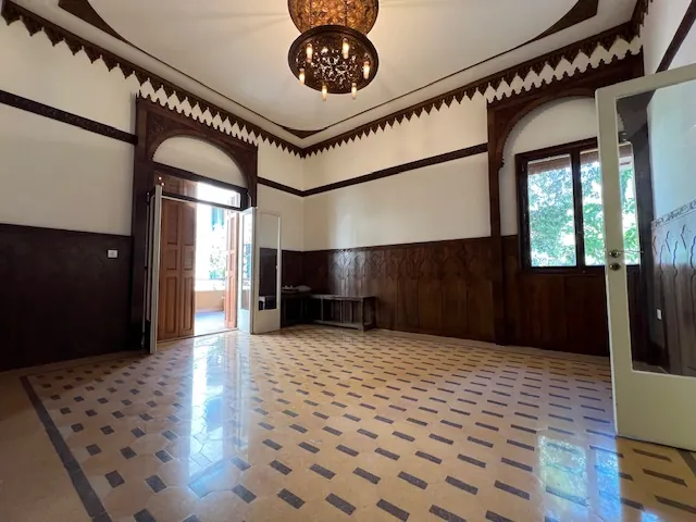 Unique 3-Bedroom Apartment with Terraces For Rent in Achrafieh, Monot — الصورة 3