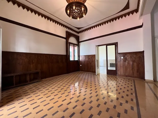 Unique 3-Bedroom Apartment with Terraces For Rent in Achrafieh, Monot — الصورة 4
