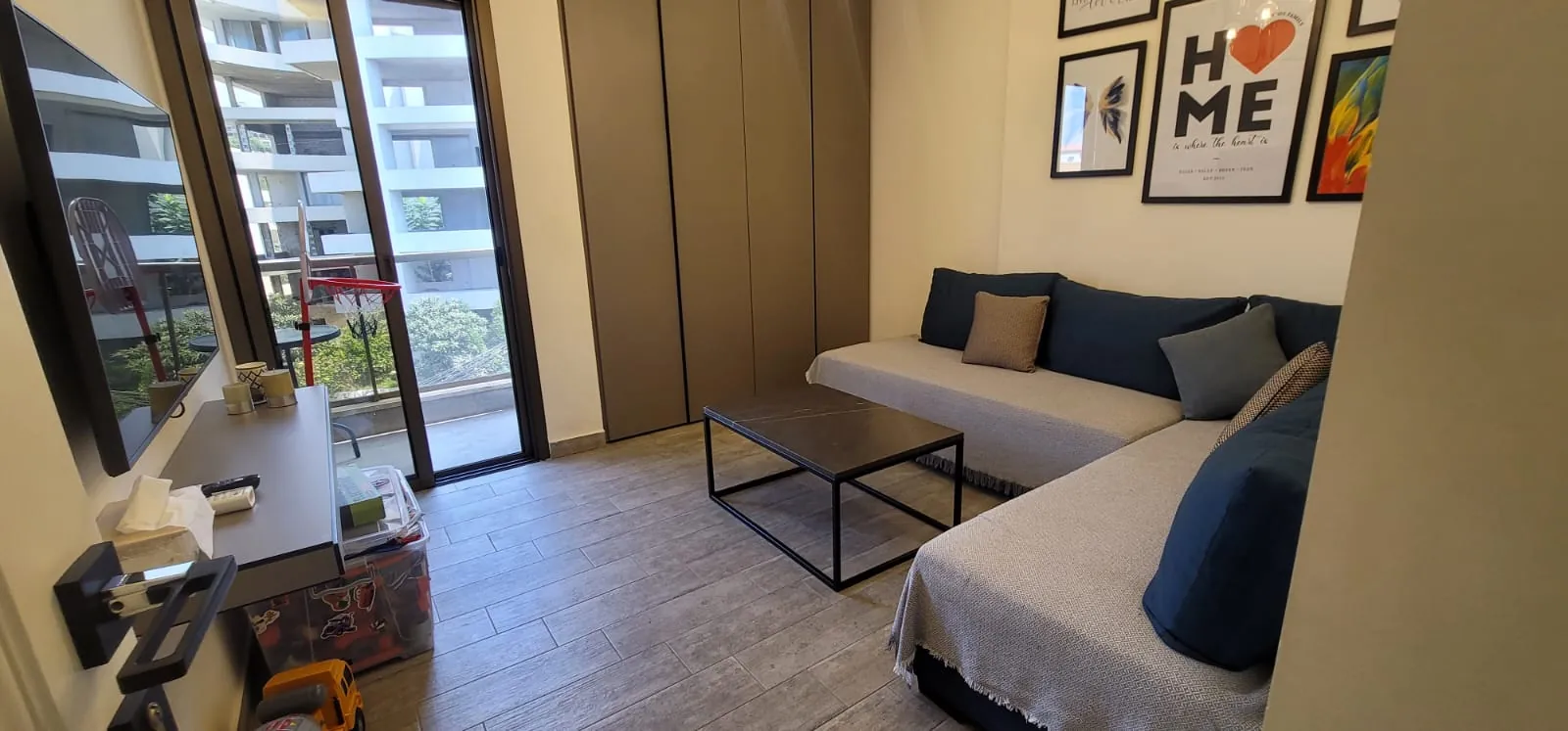 High-End Decorated & Furnished Apartment For Sale in Zouk Mosbeh — الصورة 5