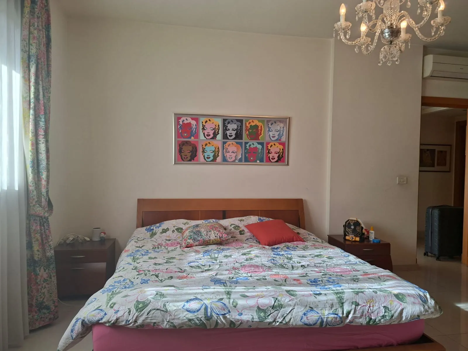 Modern & Furnished 3-Bedroom Apartment For Rent in Sanayeh, Ras Beirut — الصورة 8