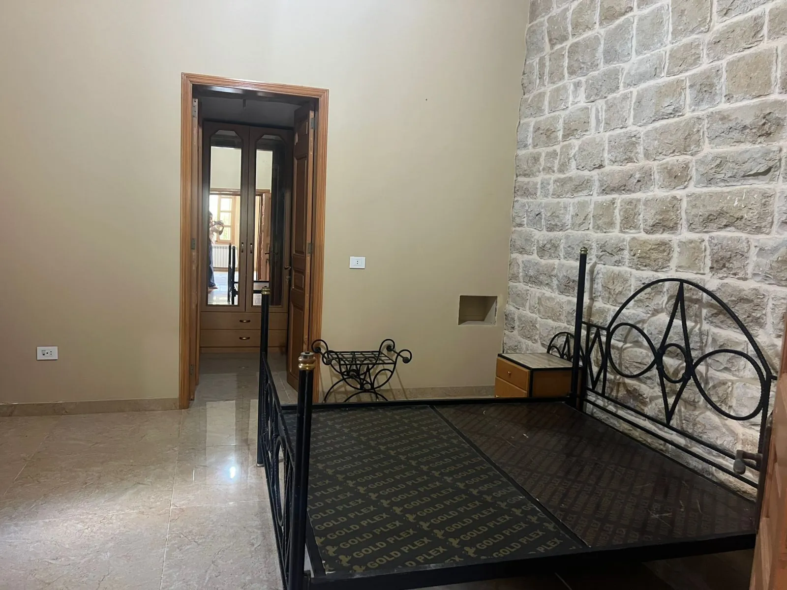 Exclusive! Spacious Villa For Sale in Souq El Gharb, Aley — الصورة 10