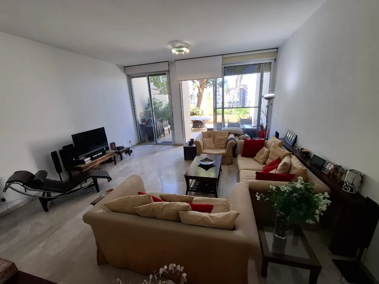 Duplex With Terrace For Sale in A Gated Community In Sahel Alma — الصورة 4