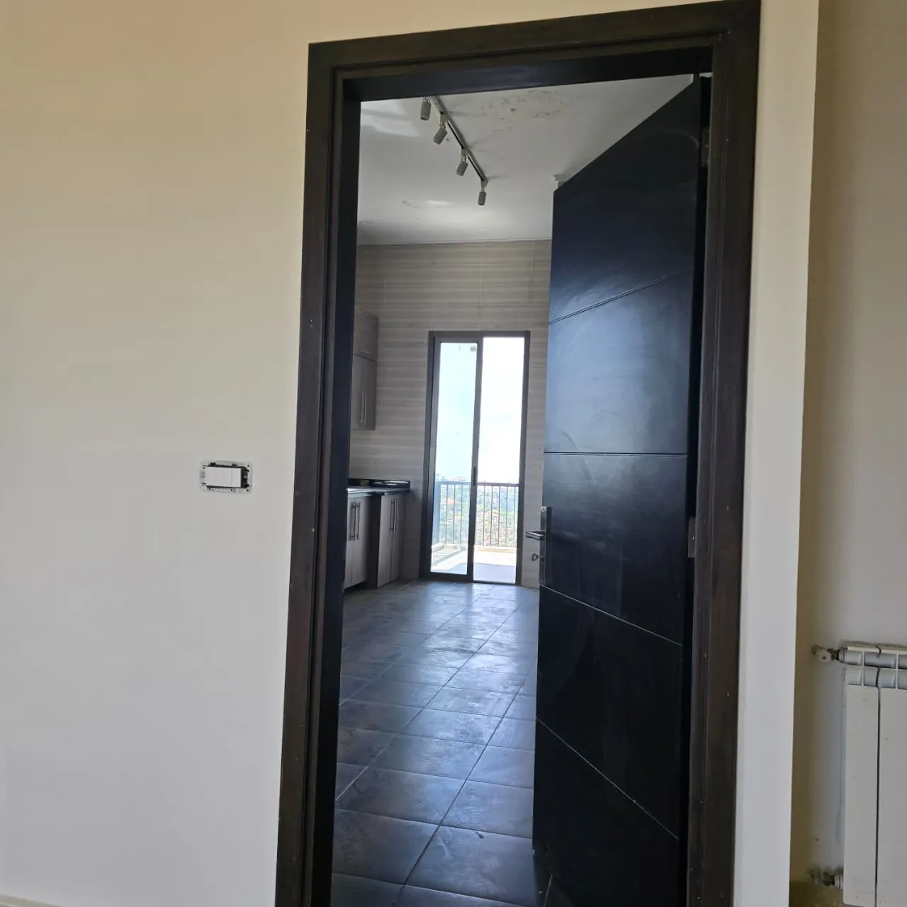 Decorated Apartment With Open View For Sale in Dhour Choueir — الصورة 7