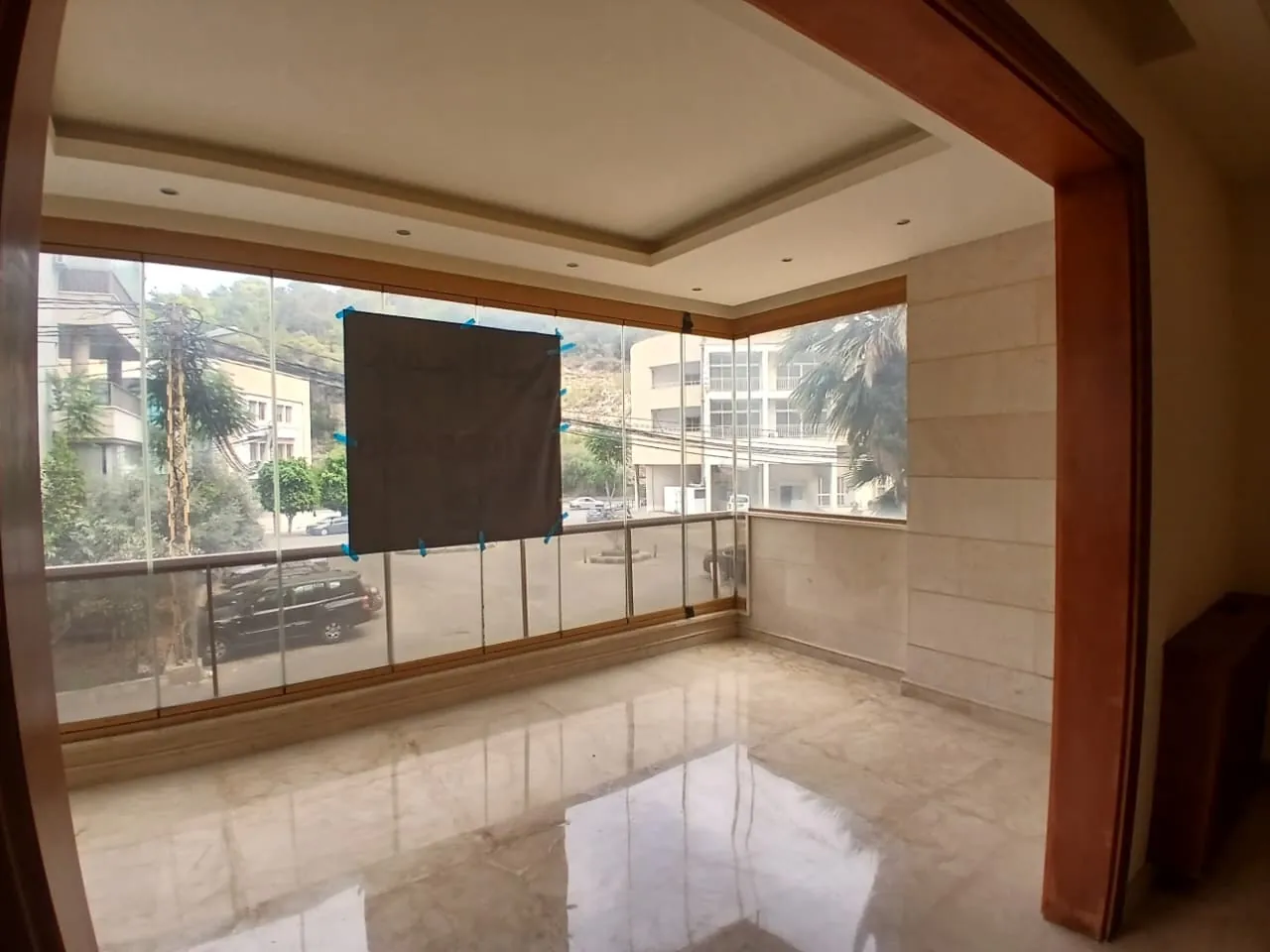 Decorated Apartment With Terrace For Sale in Baabda — الصورة 7