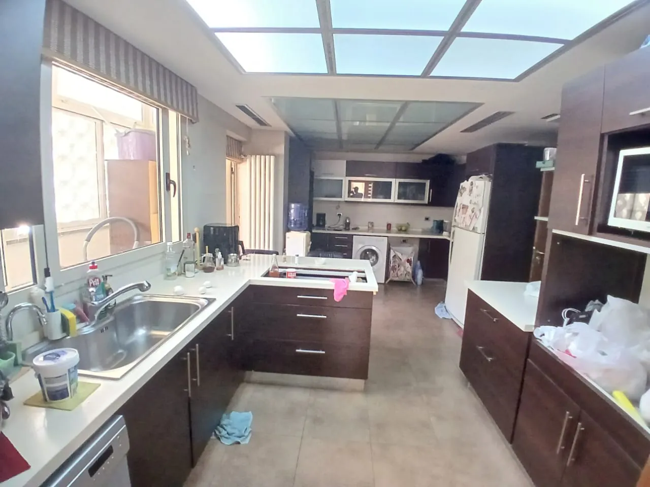Spacious Decorated Apartment For Sale in Baabda — الصورة 3